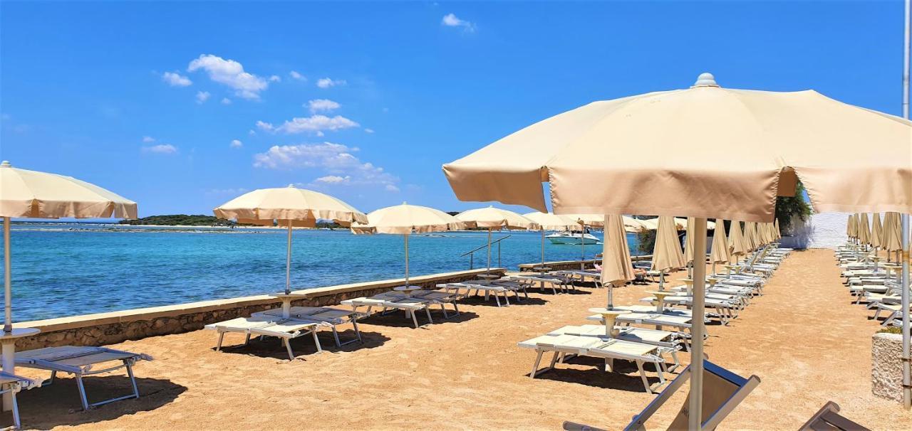 Hotel Lo Scoglio Porto Cesareo Exterior photo
